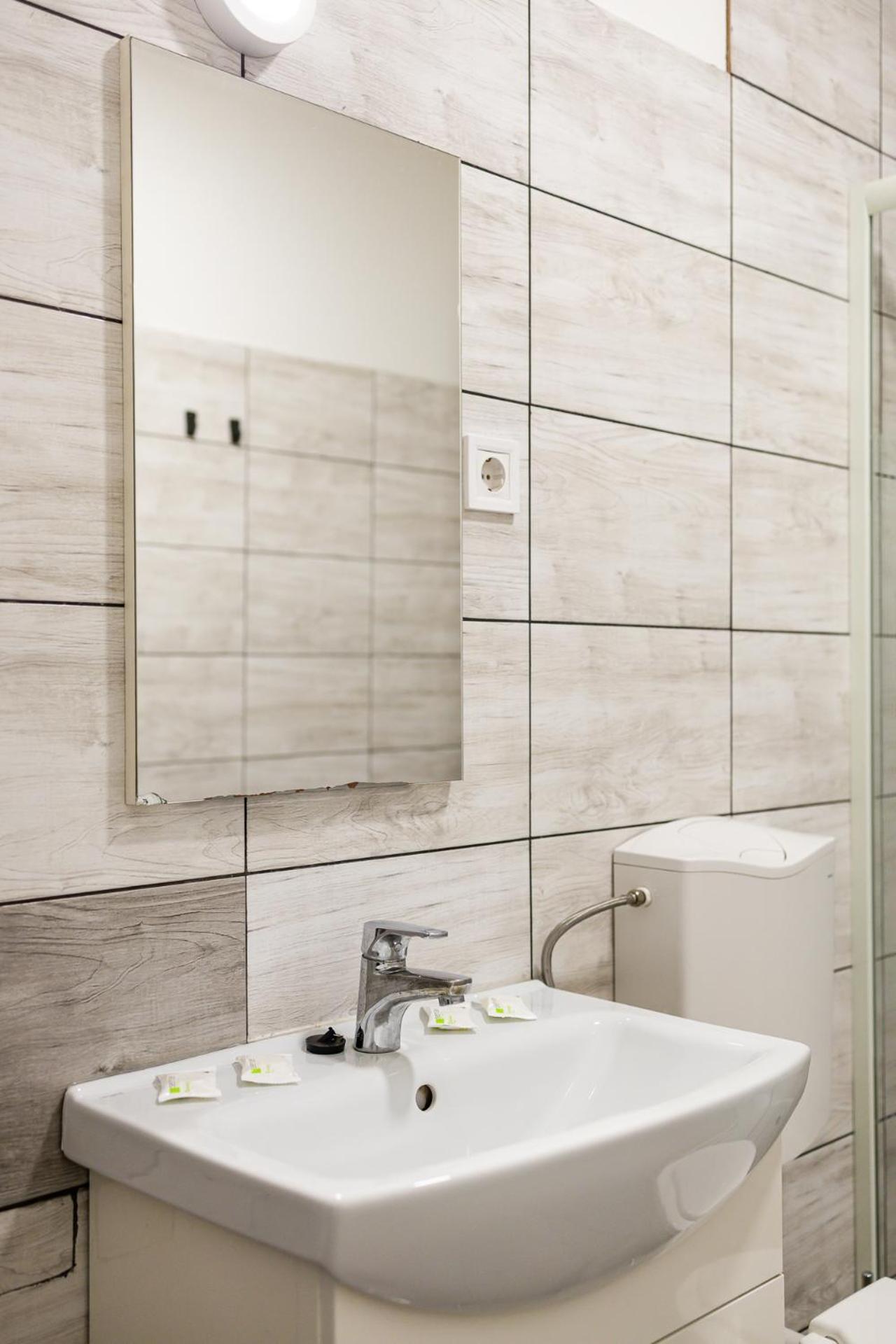 Mira Nest - Guest house *